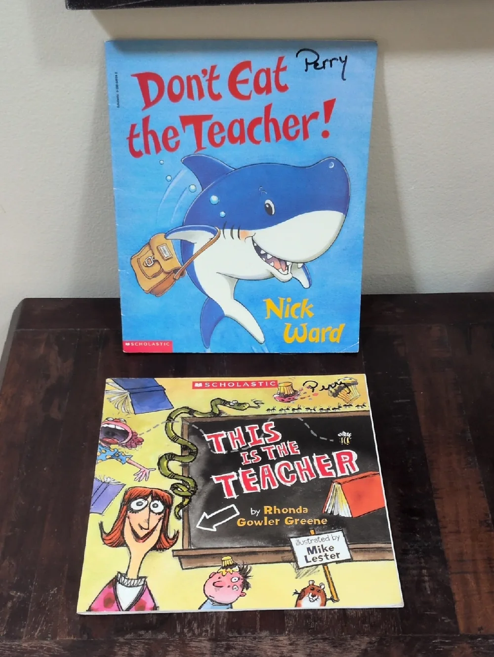 Scholastic Back to School Themed Lot of 9 Children's Fiction Books - Used